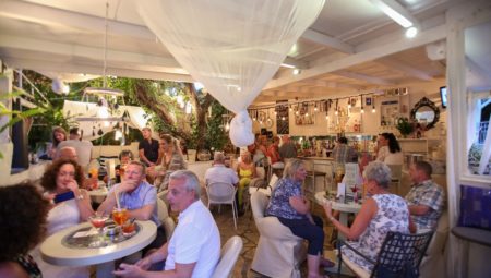 Captains House Skala 8